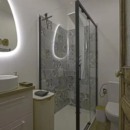 Apartment Balneo Sauna Le Havre