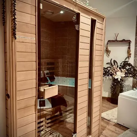 Balneo Sauna Apartment *